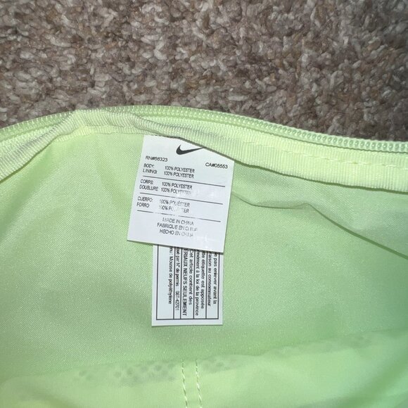 Nike Fanny Pack/Side Bag - Picture 2 of 2